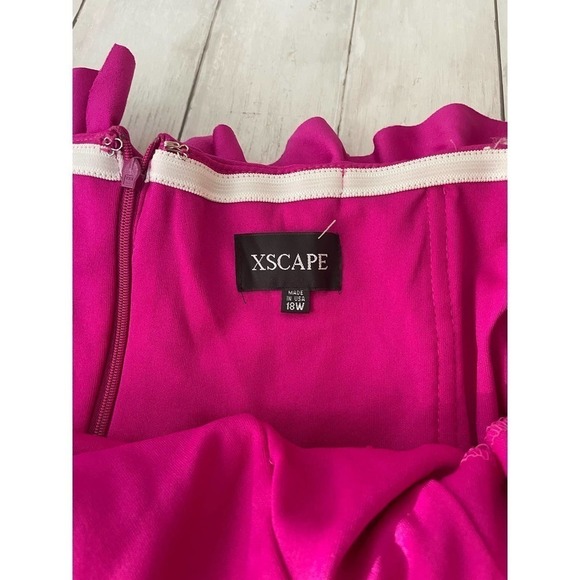 Escape 18 W fusion dress Plus Size Ruffled Off-The-Shoulder Gown - Picture 8 of 8